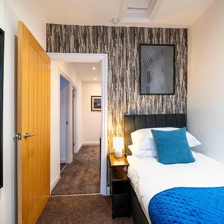 Hébergement de vacances Filton 10 Beds Self Check In